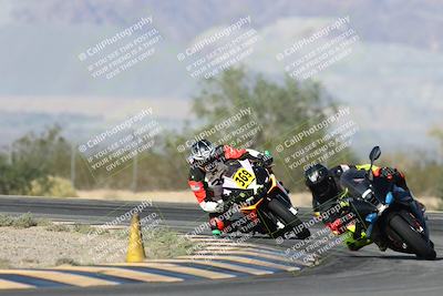 media/Nov-16-2025-Race Pace (Sun) [[8c5fa54630]]/Verified Riders/2-Turn 7 (945am)/